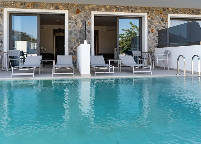 Zoes Hotel&Suites